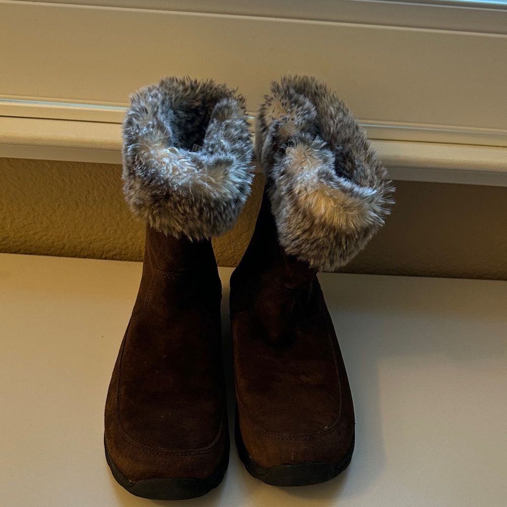 Lands' End Women's Dark Brown Faux Fur-Trimmed Boots Size 9.5